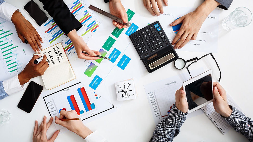 A Complete Guide to Tax Accounting Services: Maximizing Deductions While Staying Legally Compliant